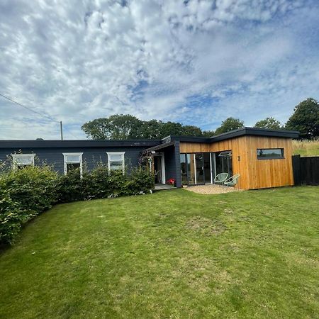 Ocean Breeze Villa Cork Exterior photo