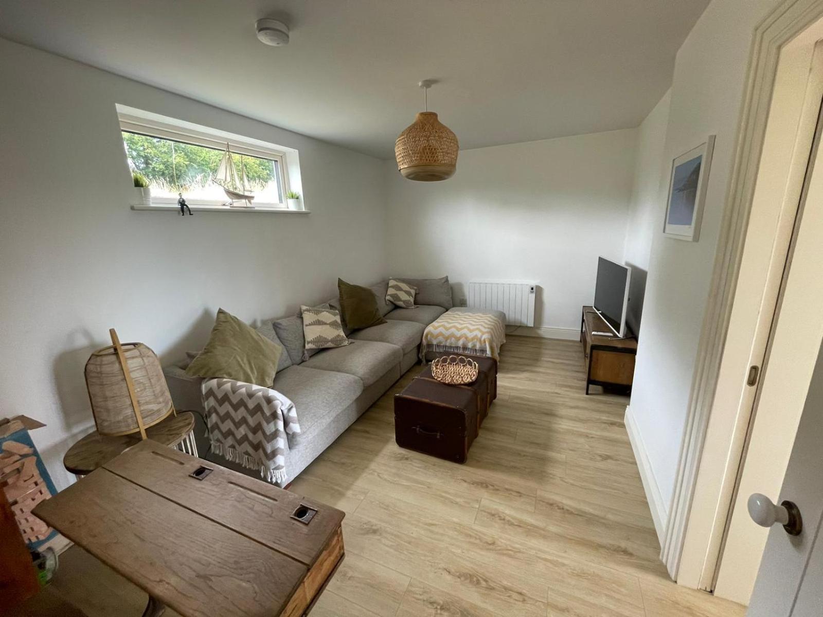 Ocean Breeze Villa Cork Exterior photo